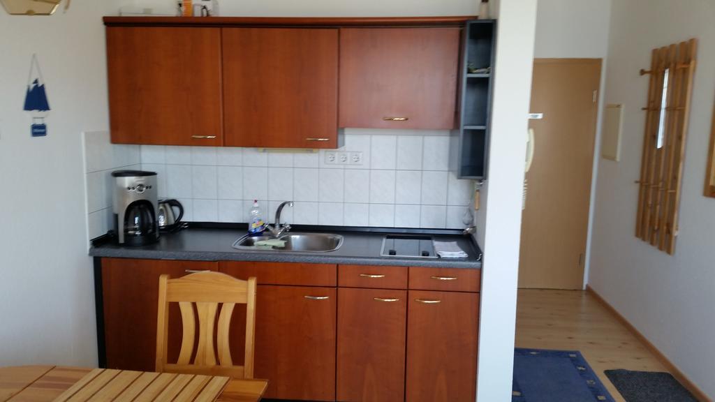 Haus Seeblick Insel Ruegen Lietzow Exterior photo
